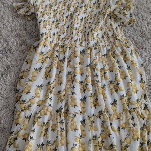 Ivy City Co Lemon Print Smocked Midi Dress Size Large